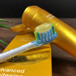 Dentissimo Extra Whitening GOLD 75ML valgendav hambapasta (kullaosakestega) - Pilt 8