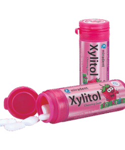 Närimiskumm LASTELE Miradent 100% Xylitol MAASIKAS (30g, pakis 30tk)