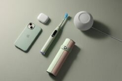 Oclean X Ultra 20 Set elektriline hambahari ROHELINE (3 otsikut, WiFi, laetav reisivutlar) - Pilt 6